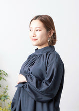 画像をギャラリービューアに読み込む, モックネックギャザーブラウス≪既製品≫
